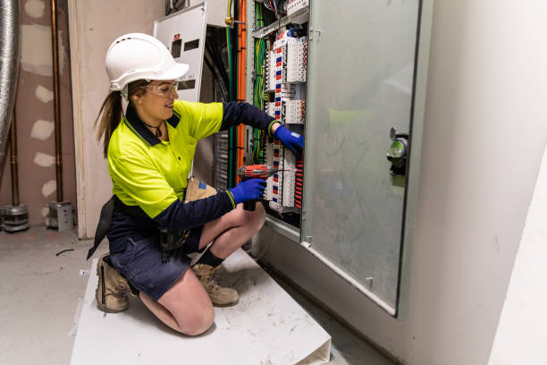 Best Affordable Emergency Electrician  in Bloomington, MN